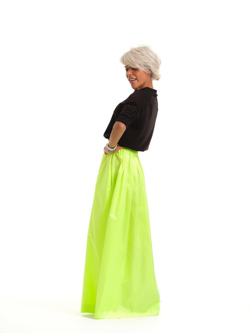 HIGH-WAISTED NEON GREEN MAXI SKIRT WITH ELASTIC WAISTBAND