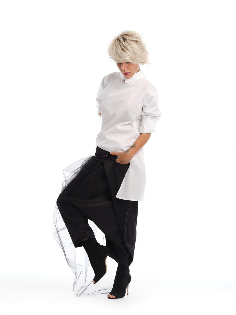 EXTRAVAGANT PANTS WITH DETACHABLE DECORATIVE TULLE AND PLEATED DETAILS