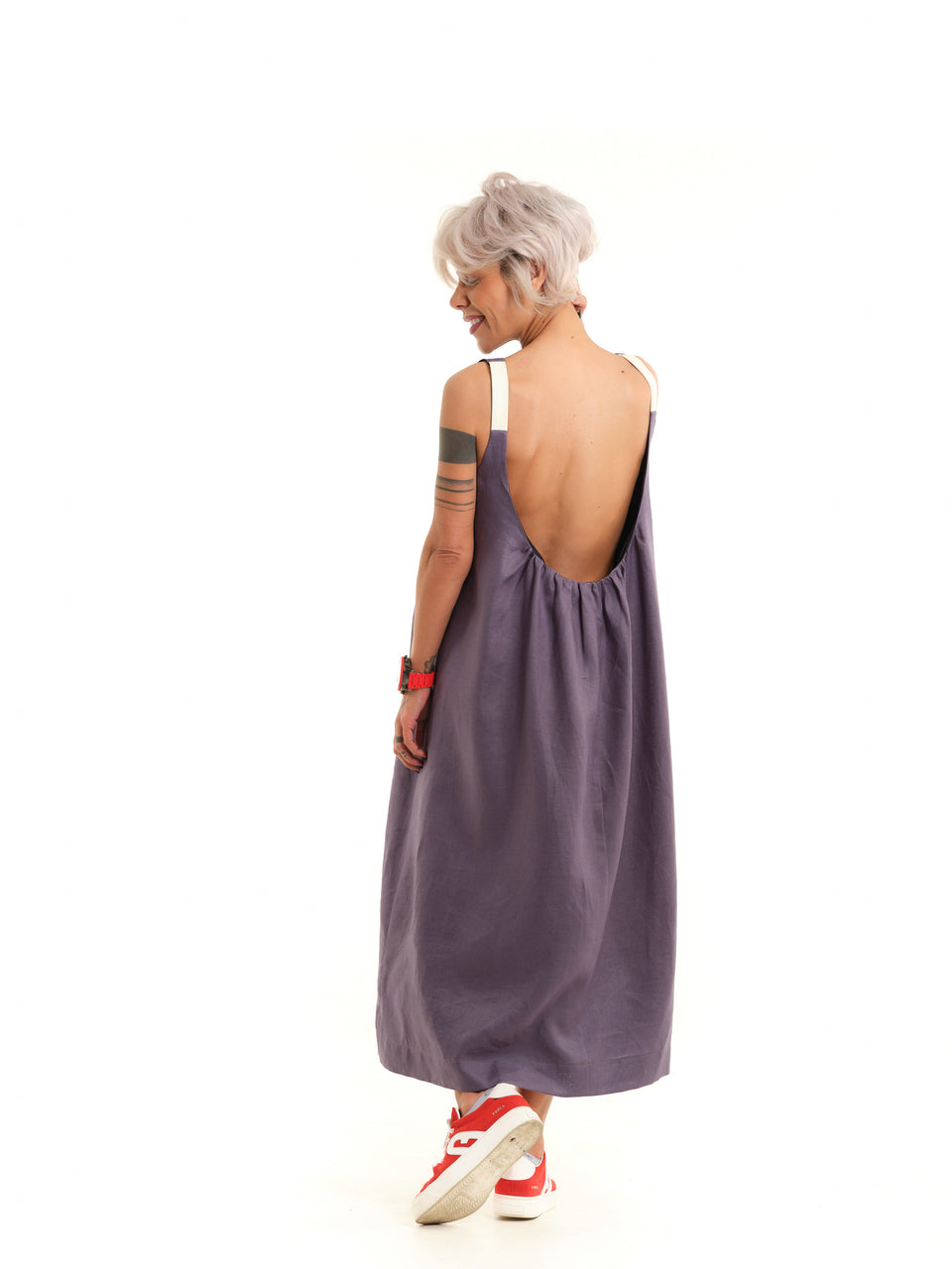 MAUVE OPEN-BACK LINEN DRESS CHELA MAUVE OPEN-BACK LINEN DRESS CHELA