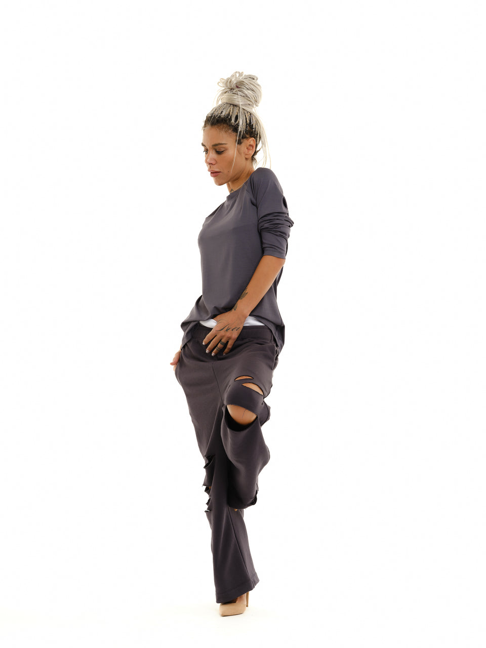 CHARCOAL RIPPED SWEATSUIT SET