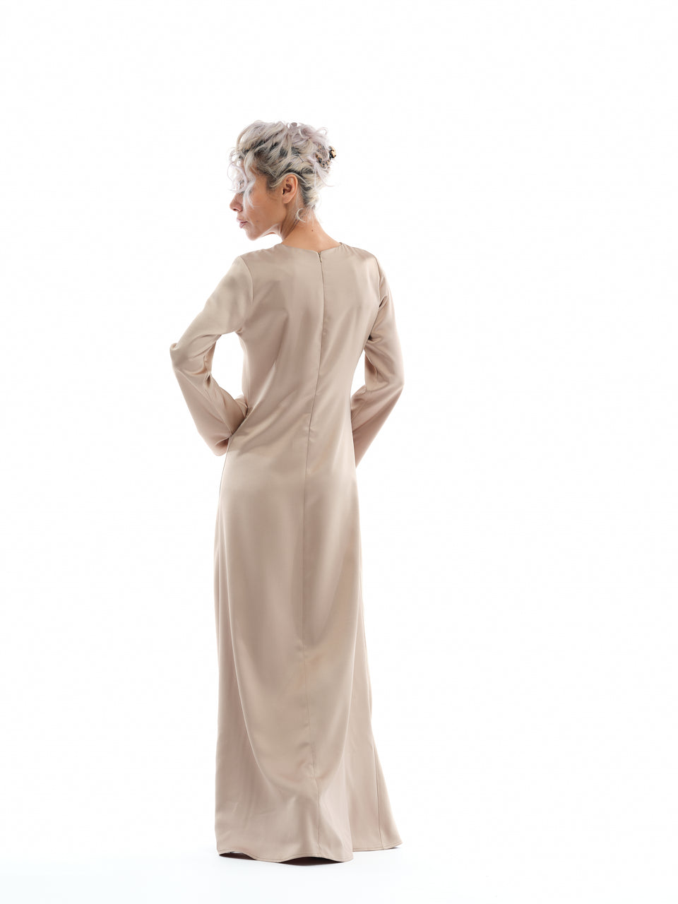 CHAMPAGNE SATIN MAXI DRESS CHELA CHAMPAGNE SATIN MAXI DRESS CHELA