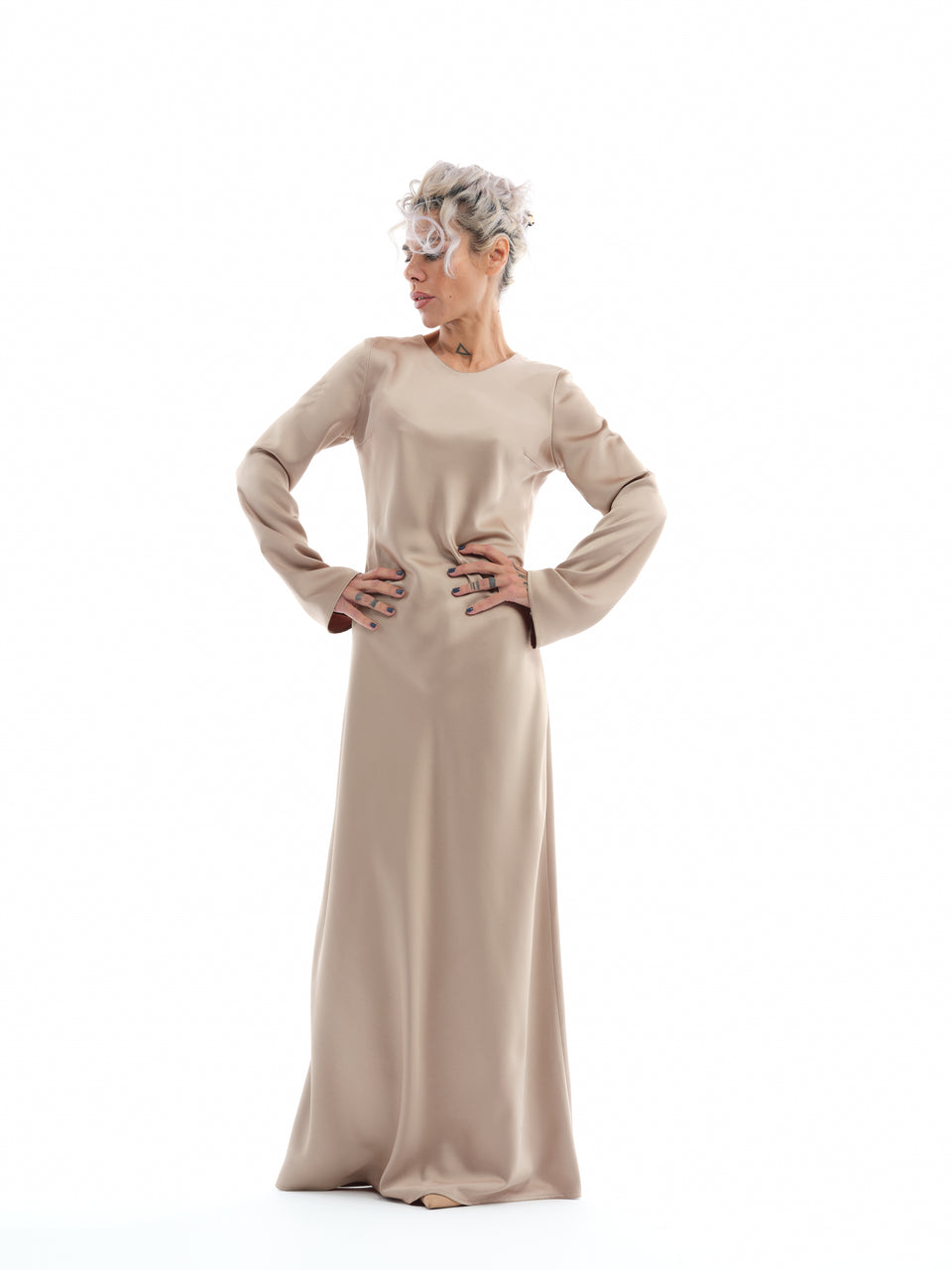 CHAMPAGNE SATIN MAXI DRESS