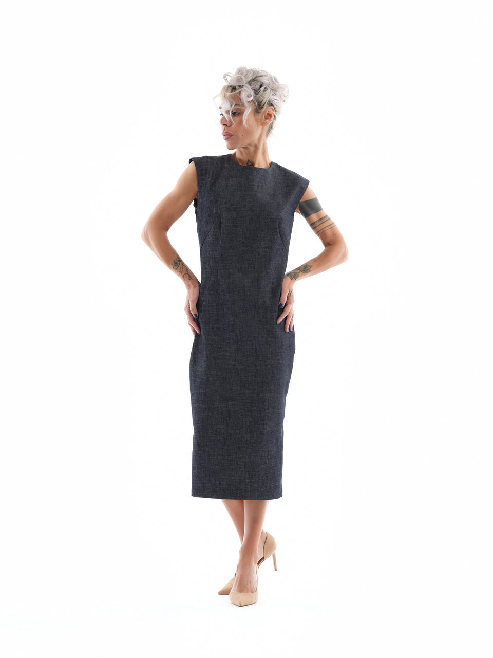 DENIM CUTOUT MIDI DRESS CHELA DENIM CUTOUT MIDI DRESS CHELA