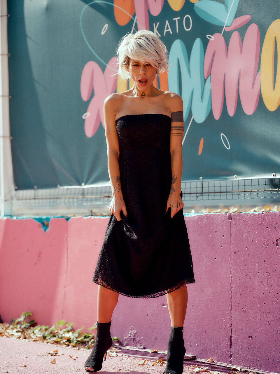 GLAMOROUS LACE BUSTIER DRESS IN BLACK