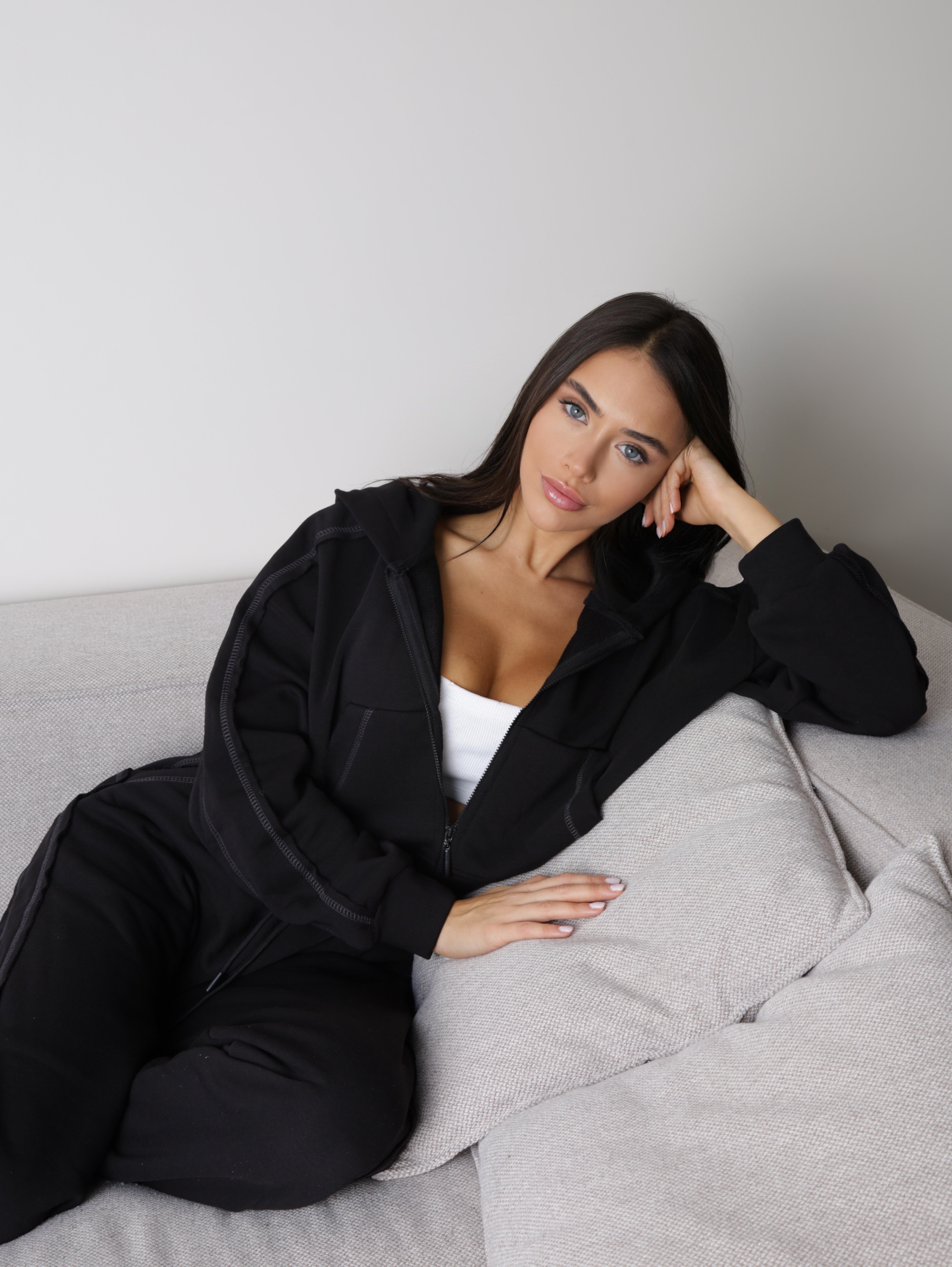 2- piece Loose Fit Distressed  Hoodie and Joggers set - Black