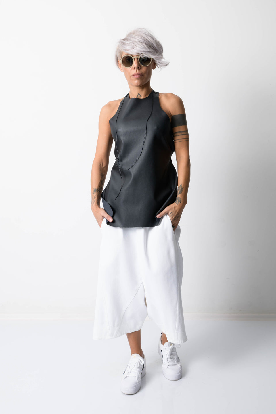 BLACK OPEN BACK LEATHERETTE TANK TOP