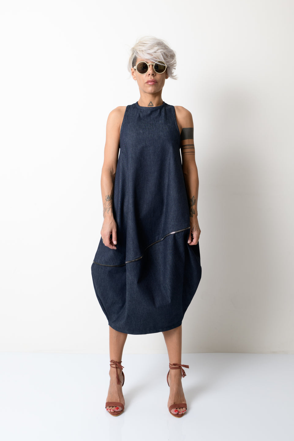 BALLOON DENIM DRESS WITH ZIPPER DETAILS