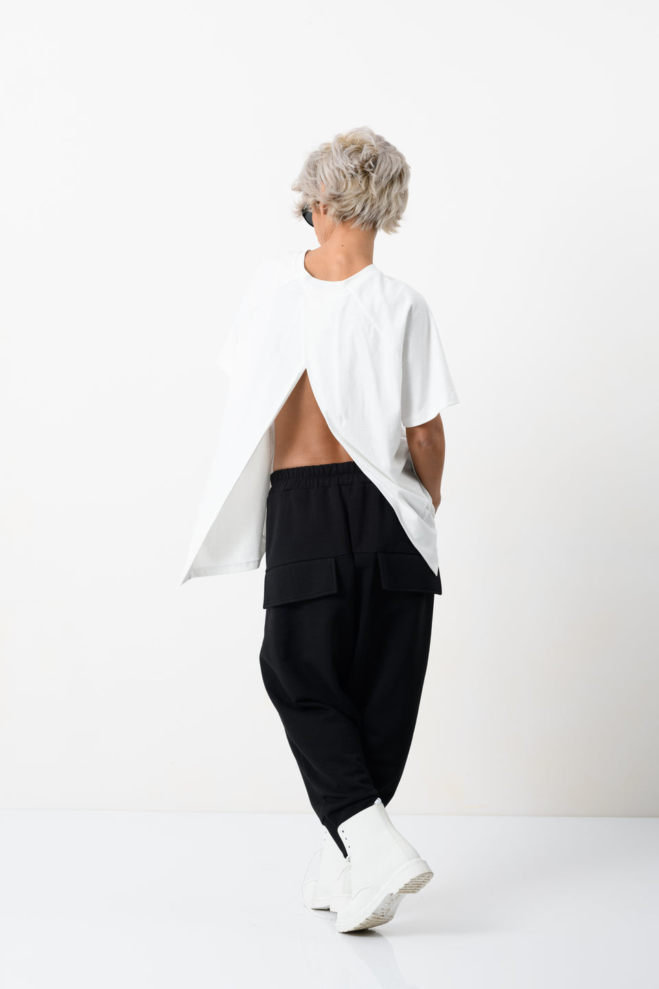 3-PIECE ATHLEISURE SET IN BLACK