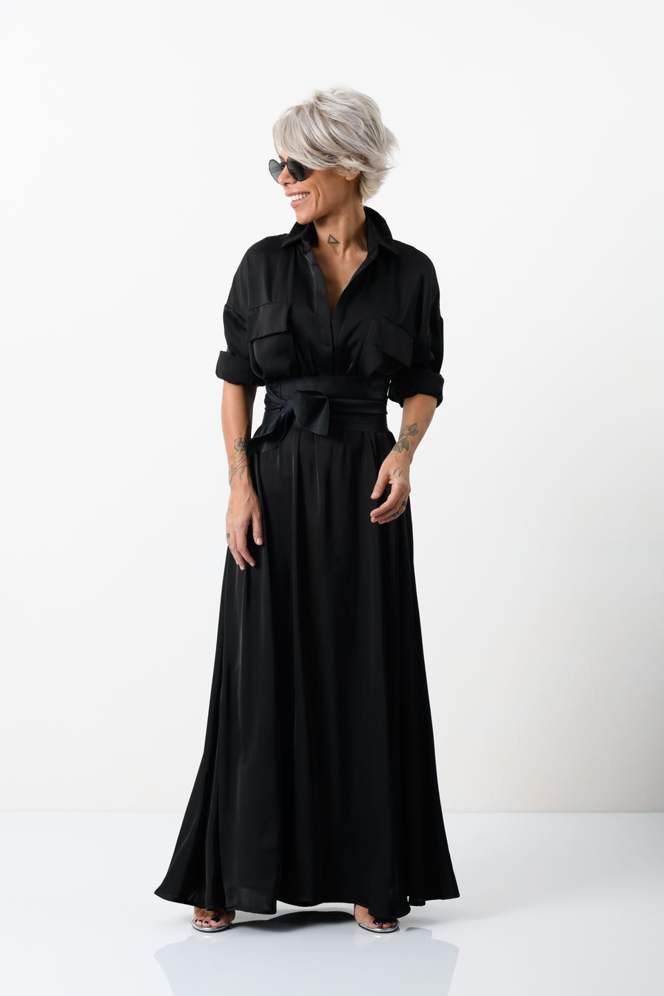 ELEGANT MAXI BLACK SHIRT DRESS WITH VEGAN LEATHER BELT