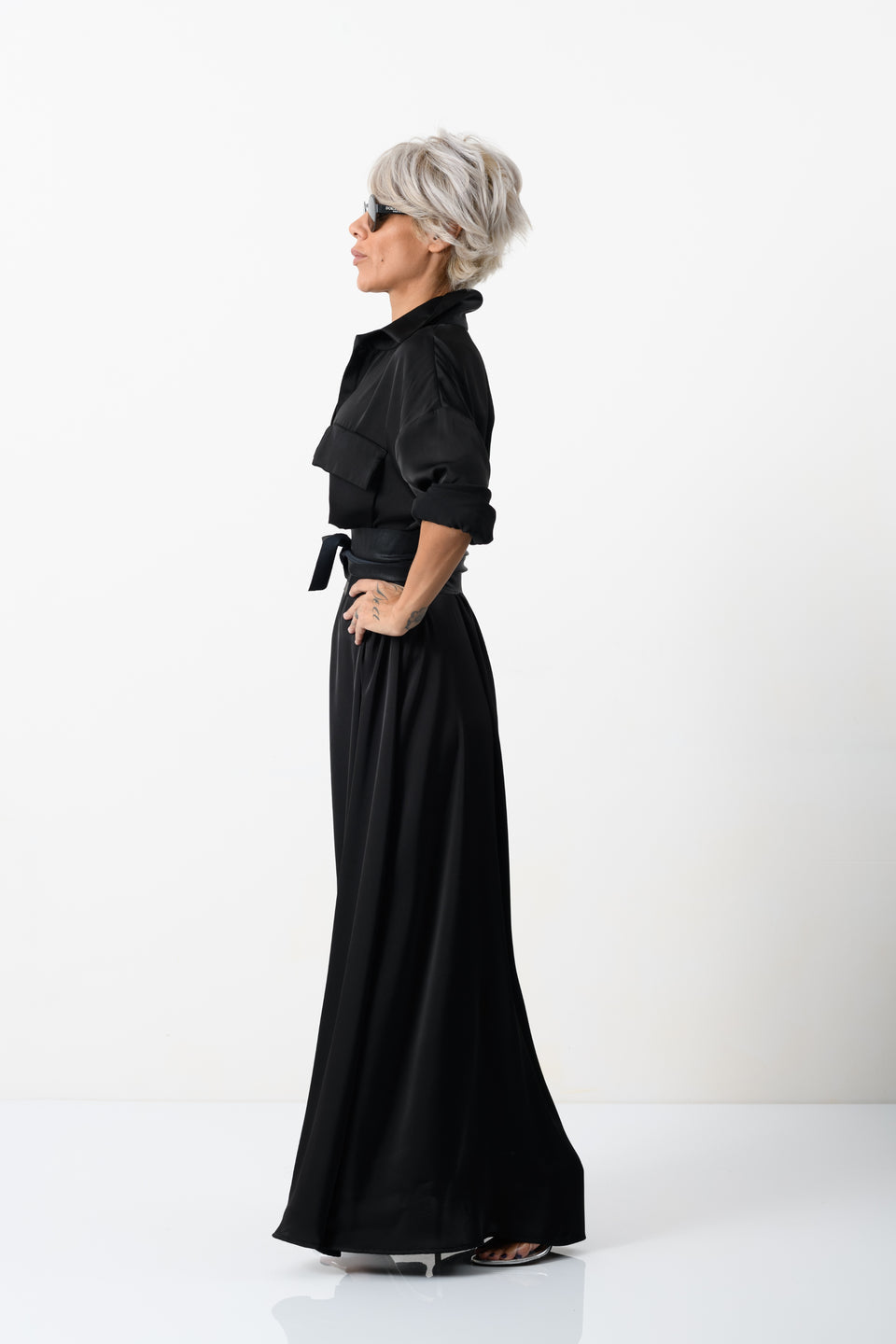 Elegant Maxi Black Shirt Dress with Vegan Leather Belt Elegant Maxi Black Shirt Dress with Vegan Leather Belt