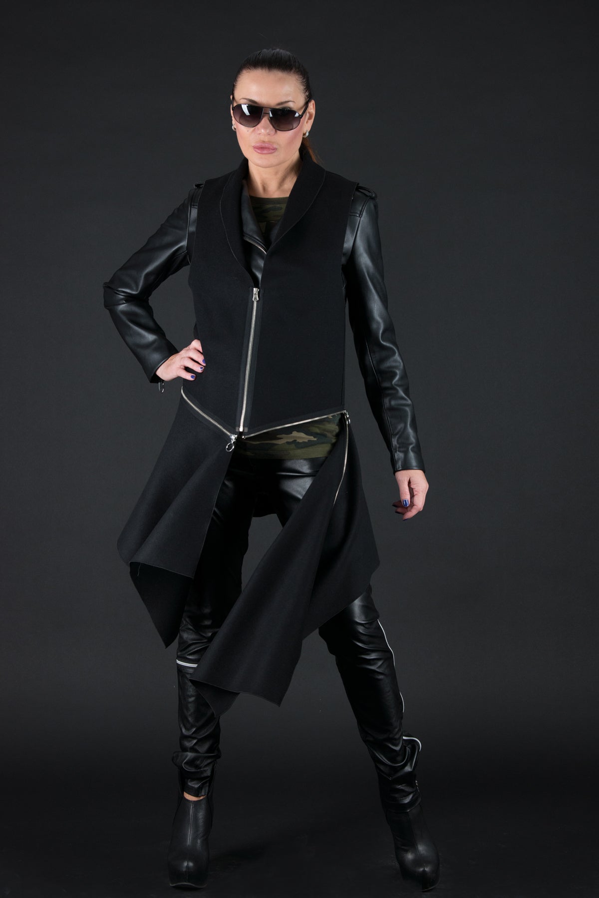 Winter Black Sleeveless Wool Cashmere Vest, Cardigans & Vests